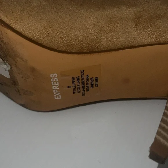 Express Booties Size 8 - Picture 7 of 7